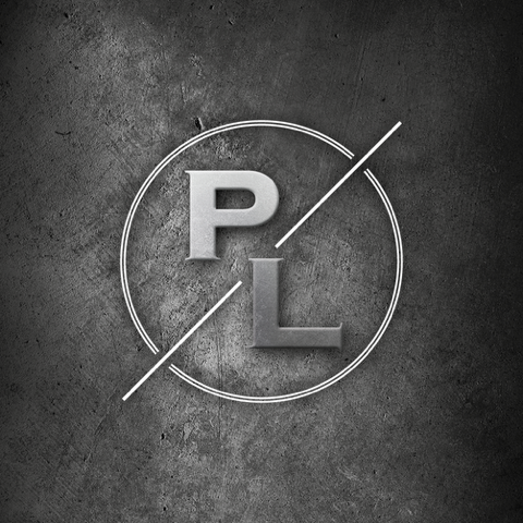 PLAZA - Cafe & Bar // Rooms & Appartements